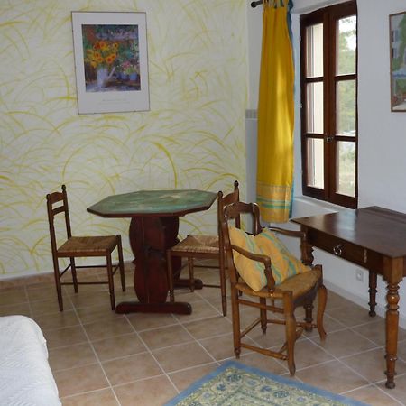 Le Val Leron Bed & Breakfast Valaurie Екстериор снимка