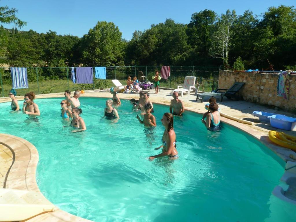 Le Val Leron Bed & Breakfast Valaurie Екстериор снимка