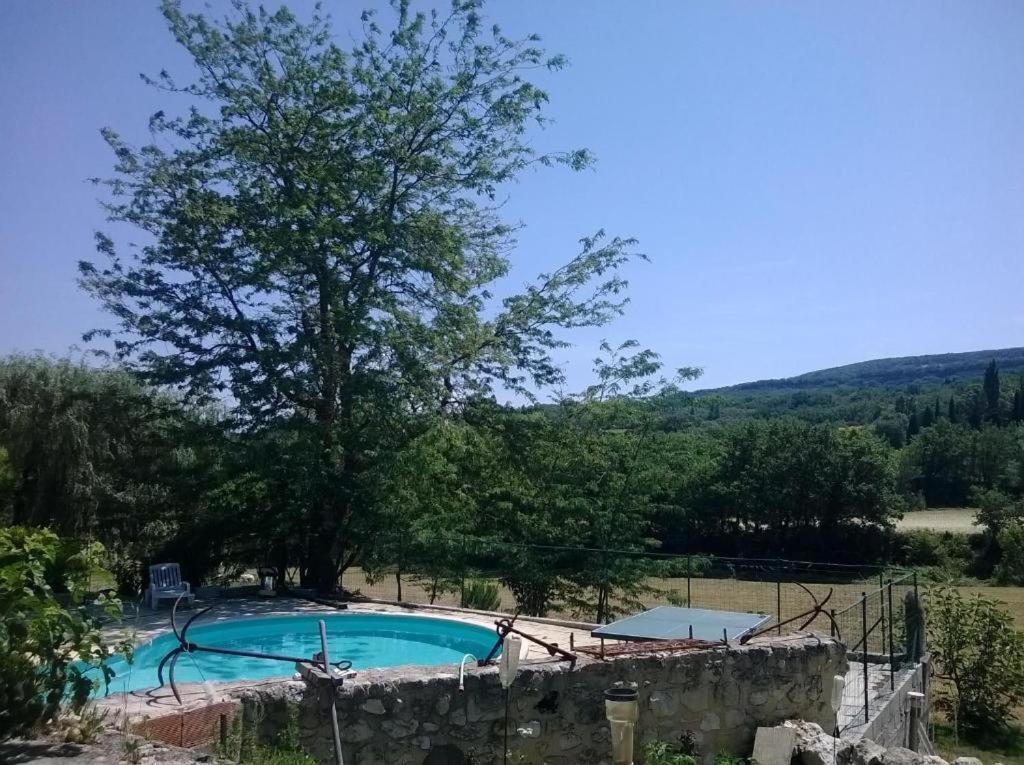 Le Val Leron Bed & Breakfast Valaurie Екстериор снимка