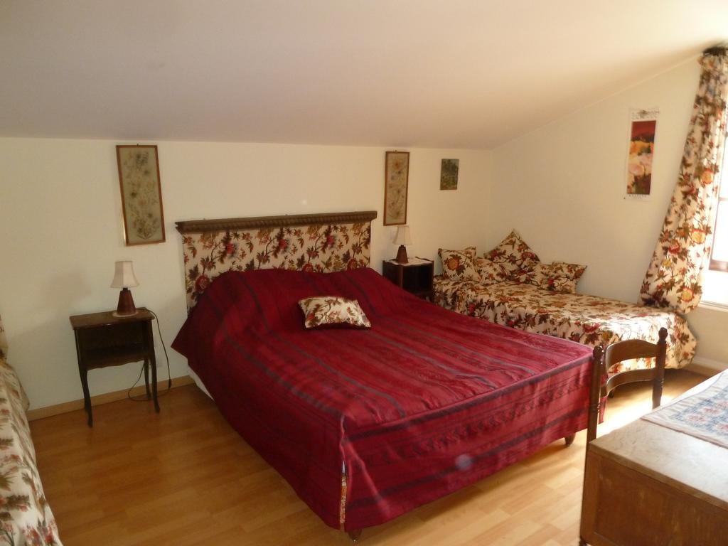 Le Val Leron Bed & Breakfast Valaurie Екстериор снимка