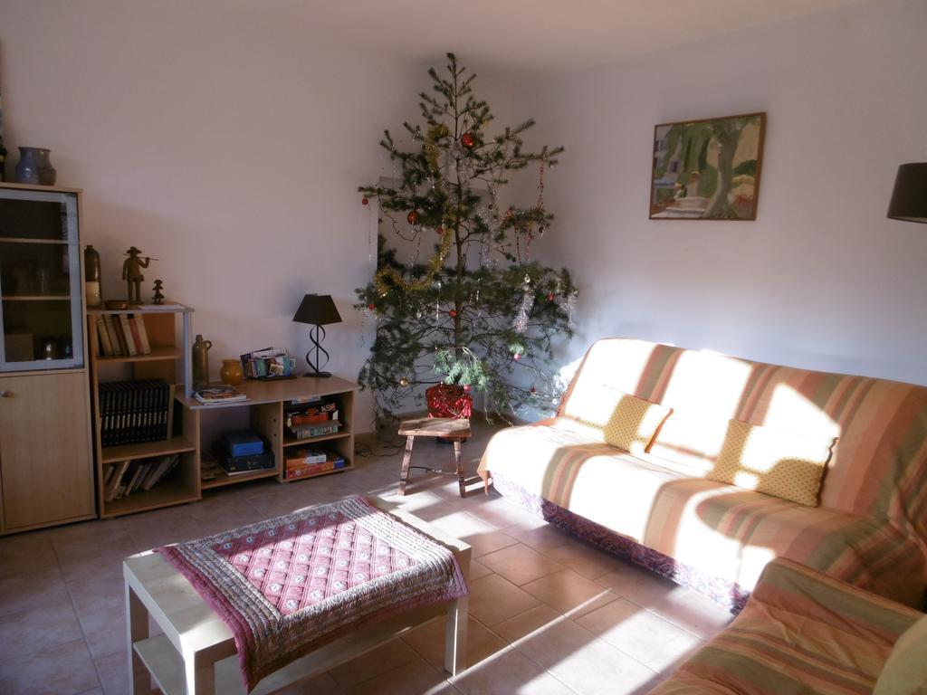 Le Val Leron Bed & Breakfast Valaurie Екстериор снимка