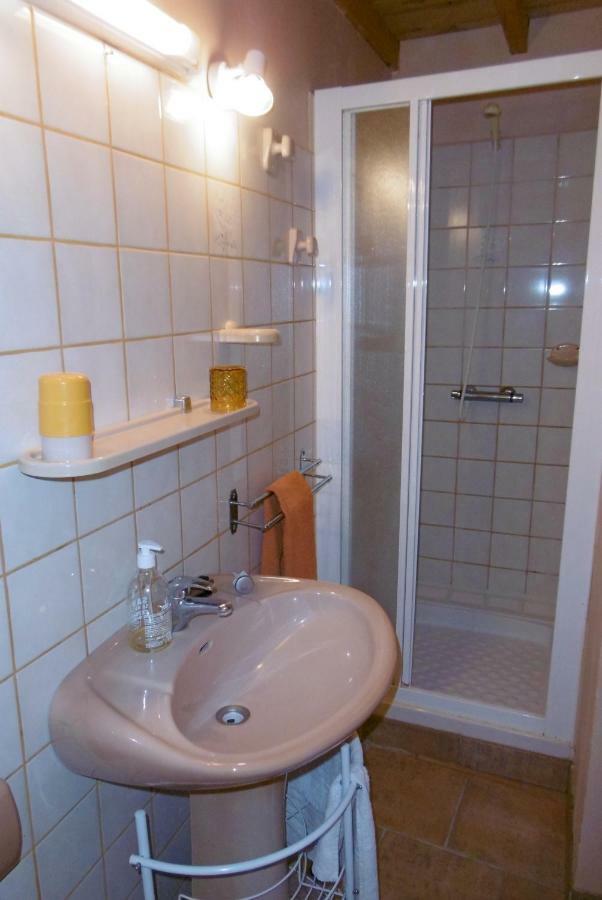Le Val Leron Bed & Breakfast Valaurie Екстериор снимка
