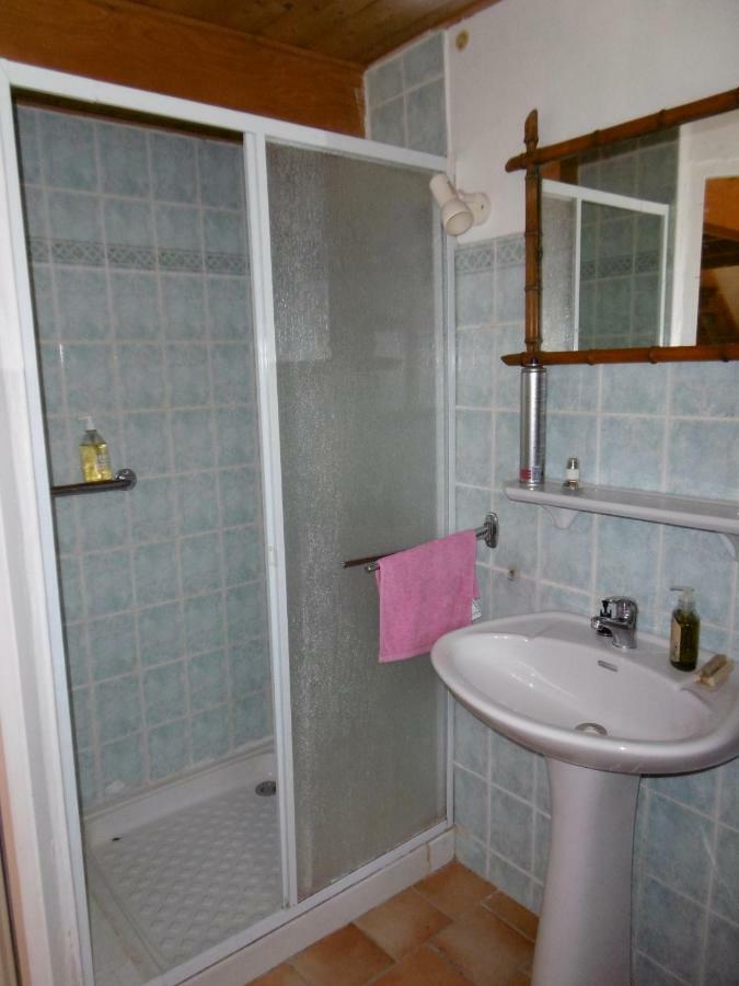 Le Val Leron Bed & Breakfast Valaurie Екстериор снимка