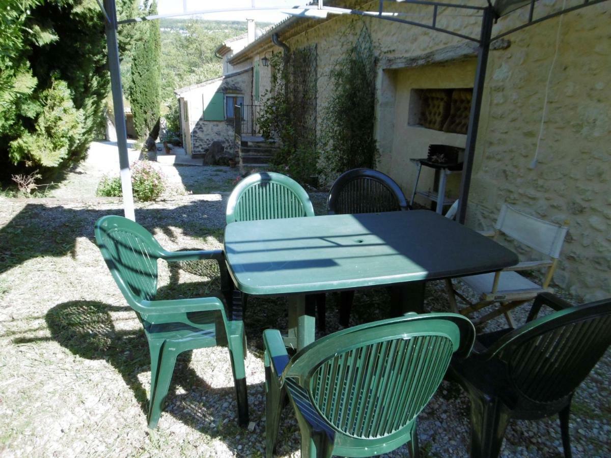 Le Val Leron Bed & Breakfast Valaurie Екстериор снимка