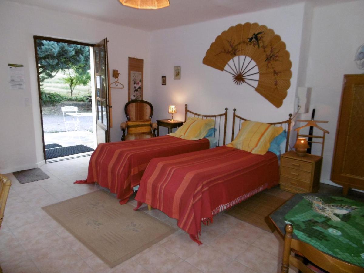 Le Val Leron Bed & Breakfast Valaurie Екстериор снимка