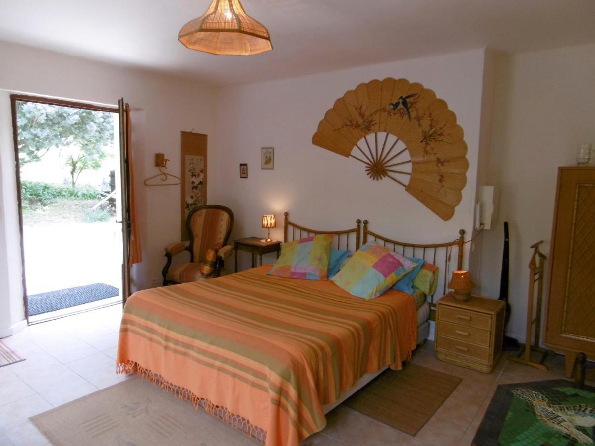 Le Val Leron Bed & Breakfast Valaurie Екстериор снимка